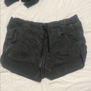 Women's lulu lemon black Shorts